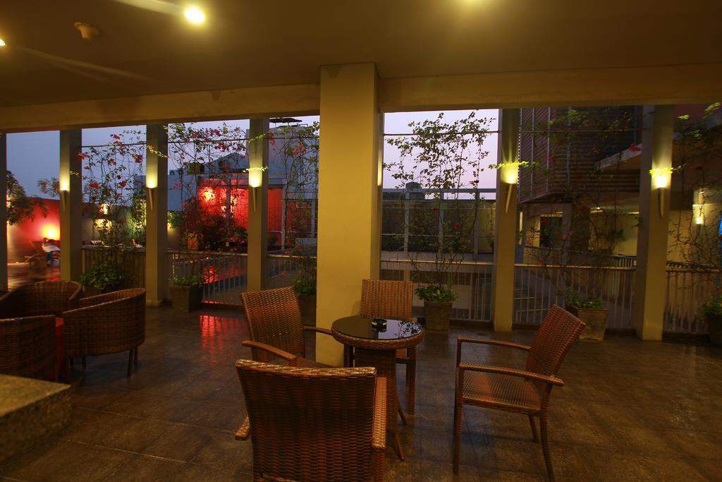 Sparks Life Jakarta, Artotel Curated Esterno foto