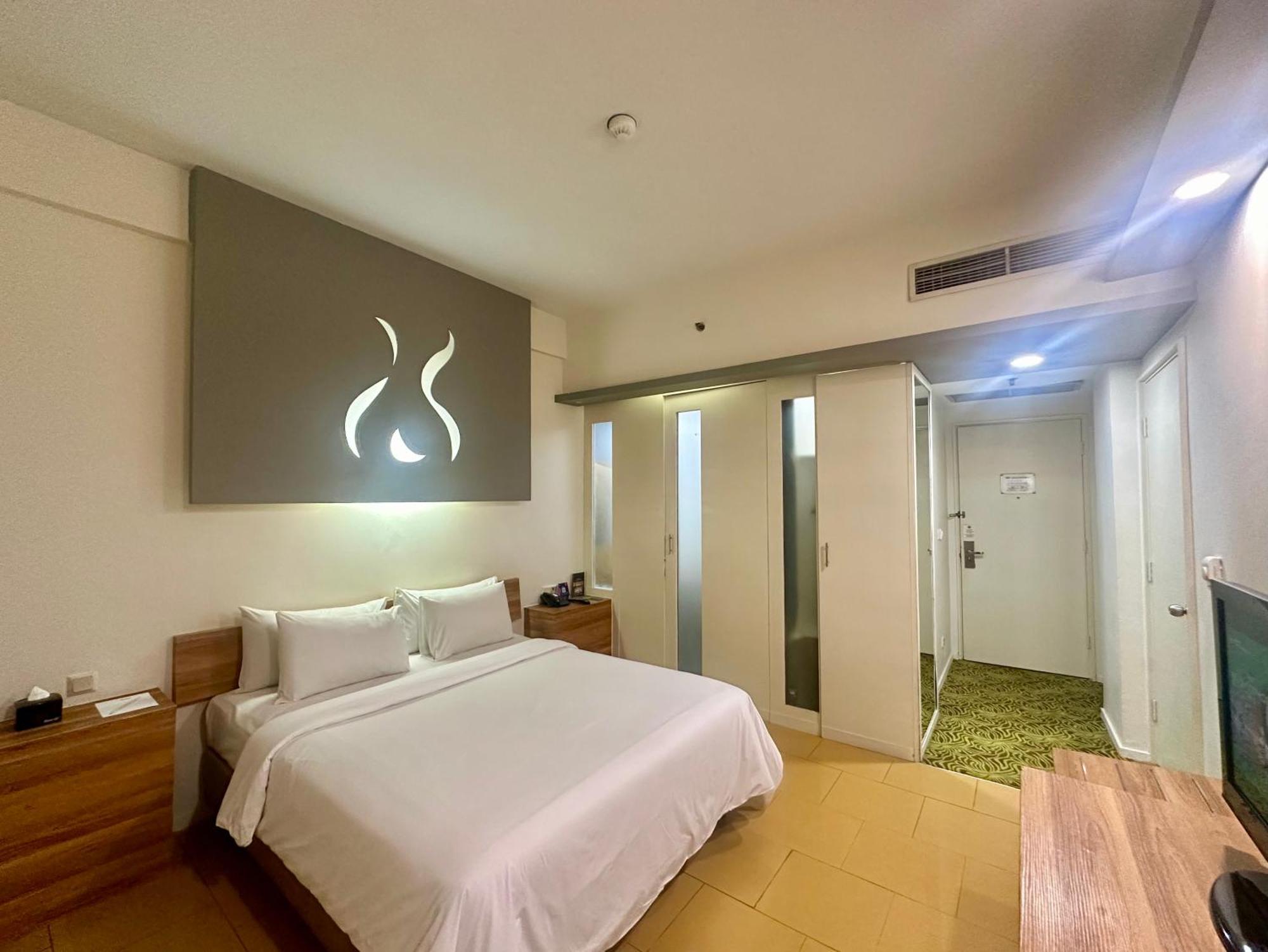Sparks Life Jakarta, Artotel Curated Esterno foto