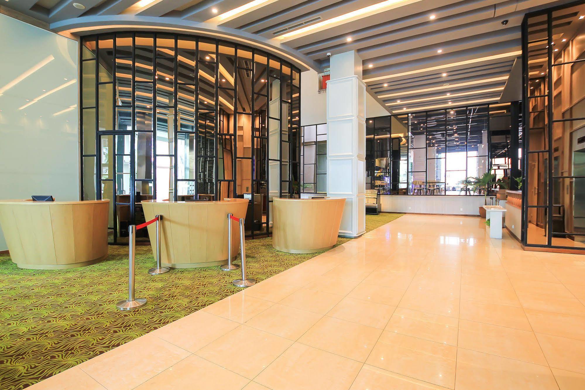 Sparks Life Jakarta, Artotel Curated Esterno foto
